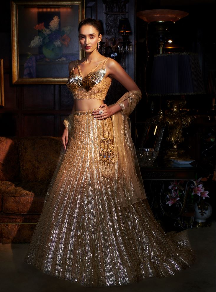Load image into Gallery viewer, Golden lehenga
