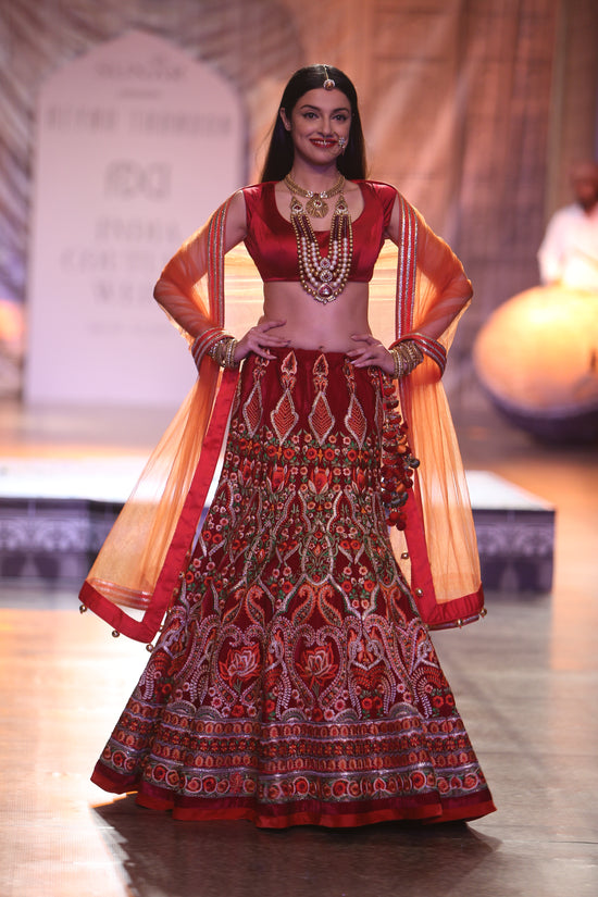 Load image into Gallery viewer, Red Valvet Lehenga
