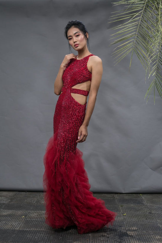 Load image into Gallery viewer, Mesmerizing red gown.
