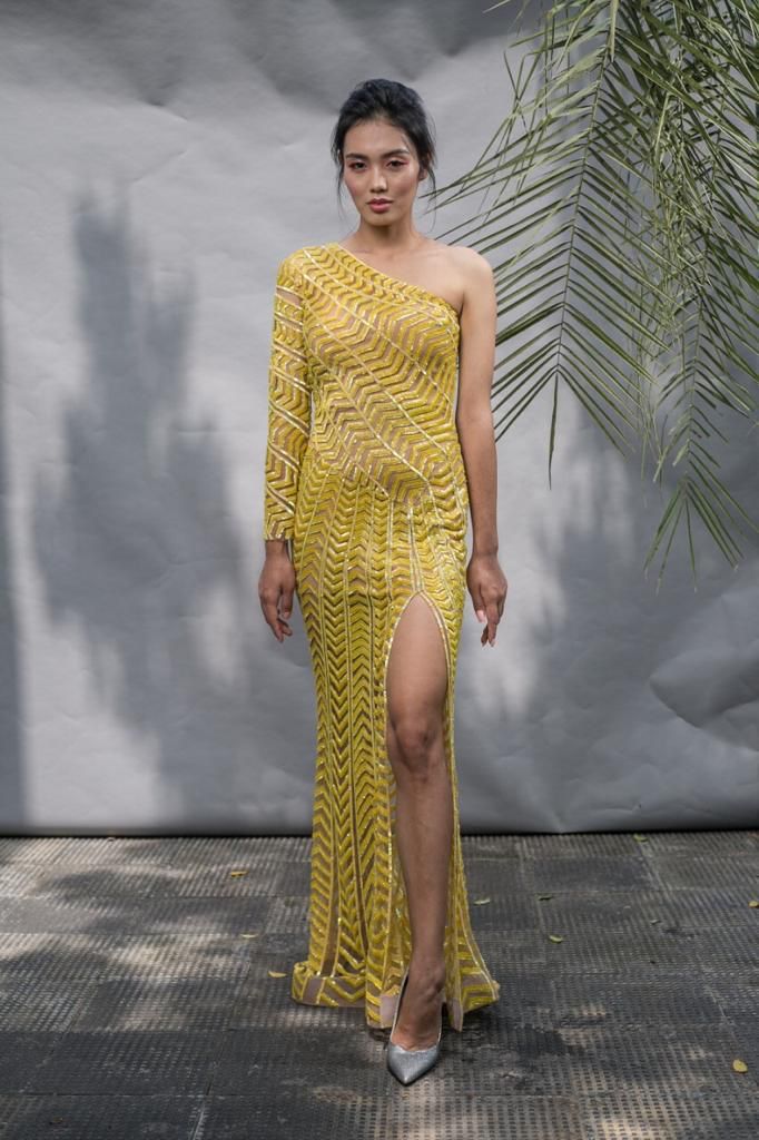 Load image into Gallery viewer, Yellow One Shoulder Gown
