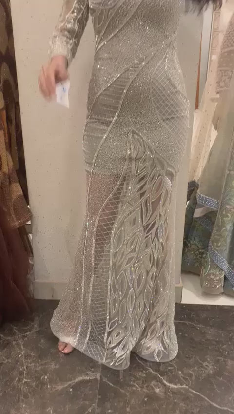 Load and play video in Gallery viewer, Grey One Sided Woven Had Sequin
