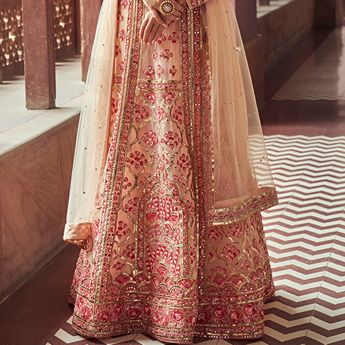 Load image into Gallery viewer, Round Neck Peach Anarkali
